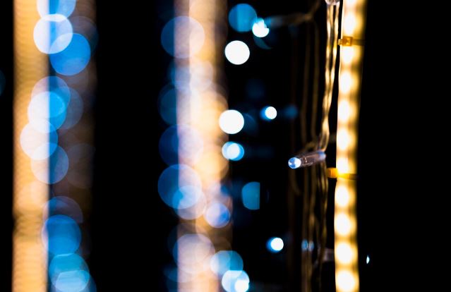 Омск засияет по-новому: утверждены единые правила архитектурной подсветки