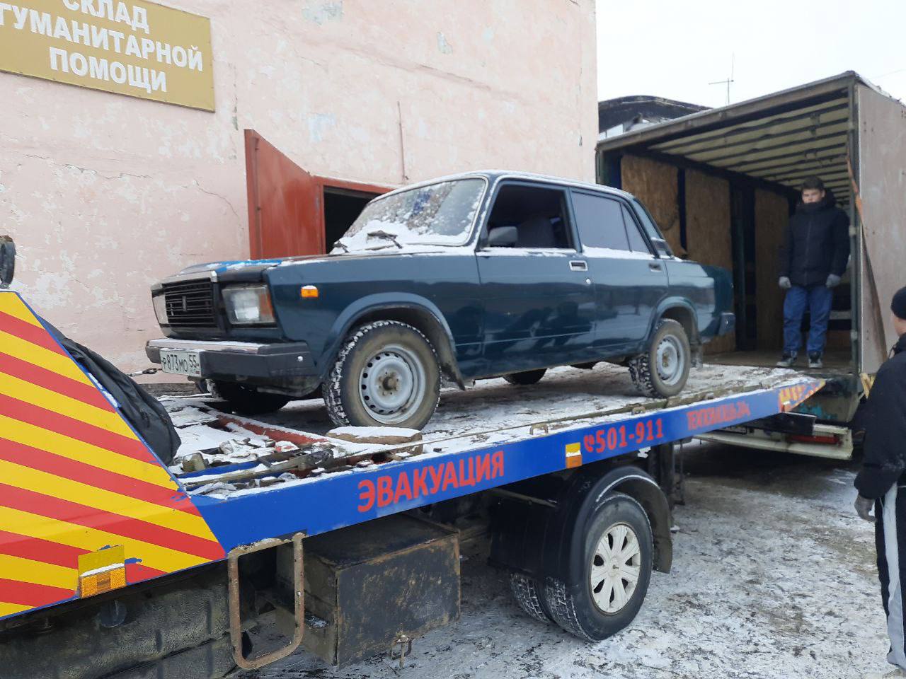 Сегодня из Омска в Стаханов отправилась очередная партия гуманитарной помощи Сегодня из Омска в Стаханов отправилась очередная партия гуманитарной помощи