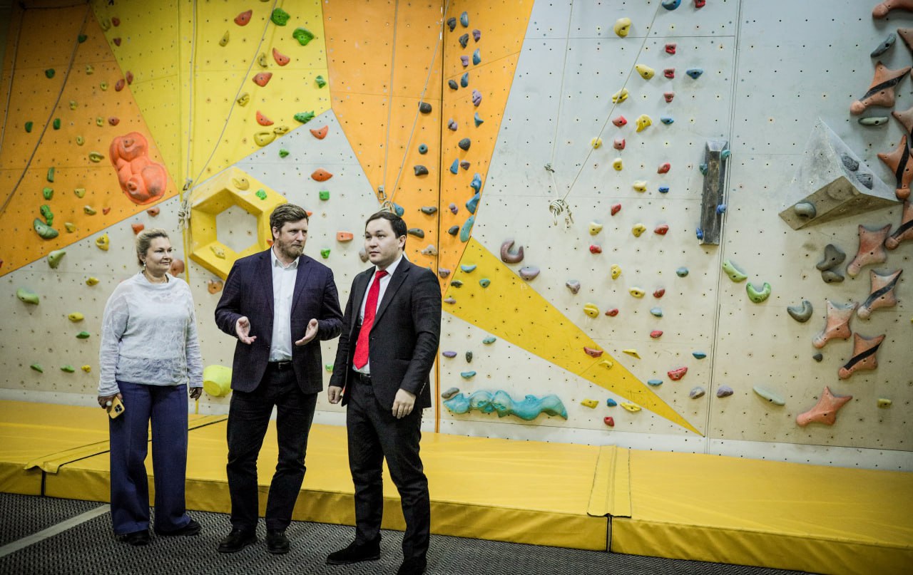 Международный форум «Иртыш: река дружбы – река развития» собрал в Молодёжной столице России-2025 делегации из Китая и Казахстана