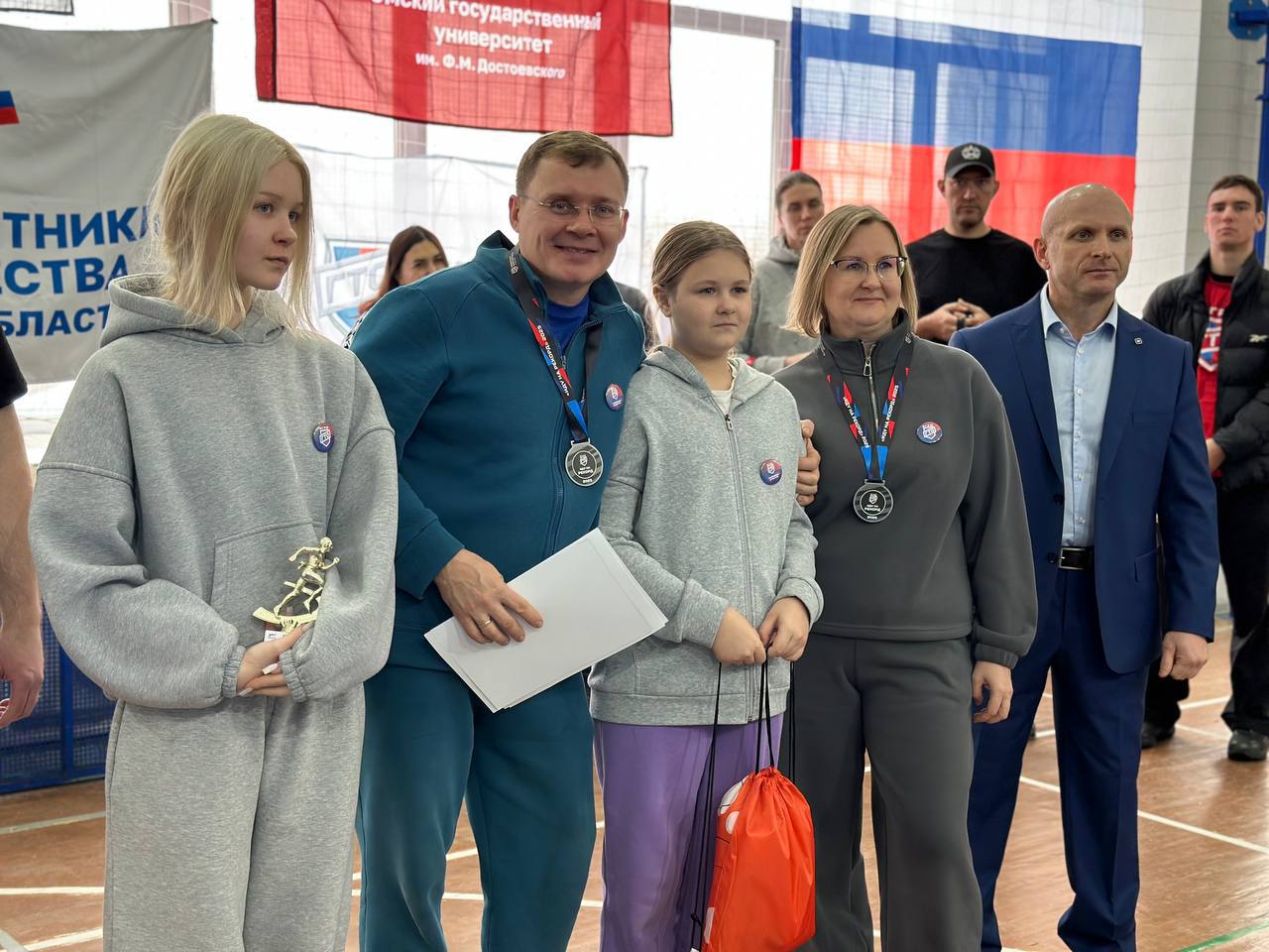 В Омске для семей участников и ветеранов СВО провели семейный спортивный фестиваль «Папа, мама, я — спортивная семья» В Омске для семей участников и ветеранов СВО провели семейный спортивный фестиваль «Папа, мама, я — спортивная семья»