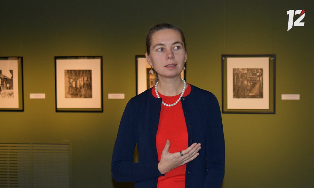 Выставка «Эпифании Марии Смольяниновой» (0+) открылась в музее имени Врубеля