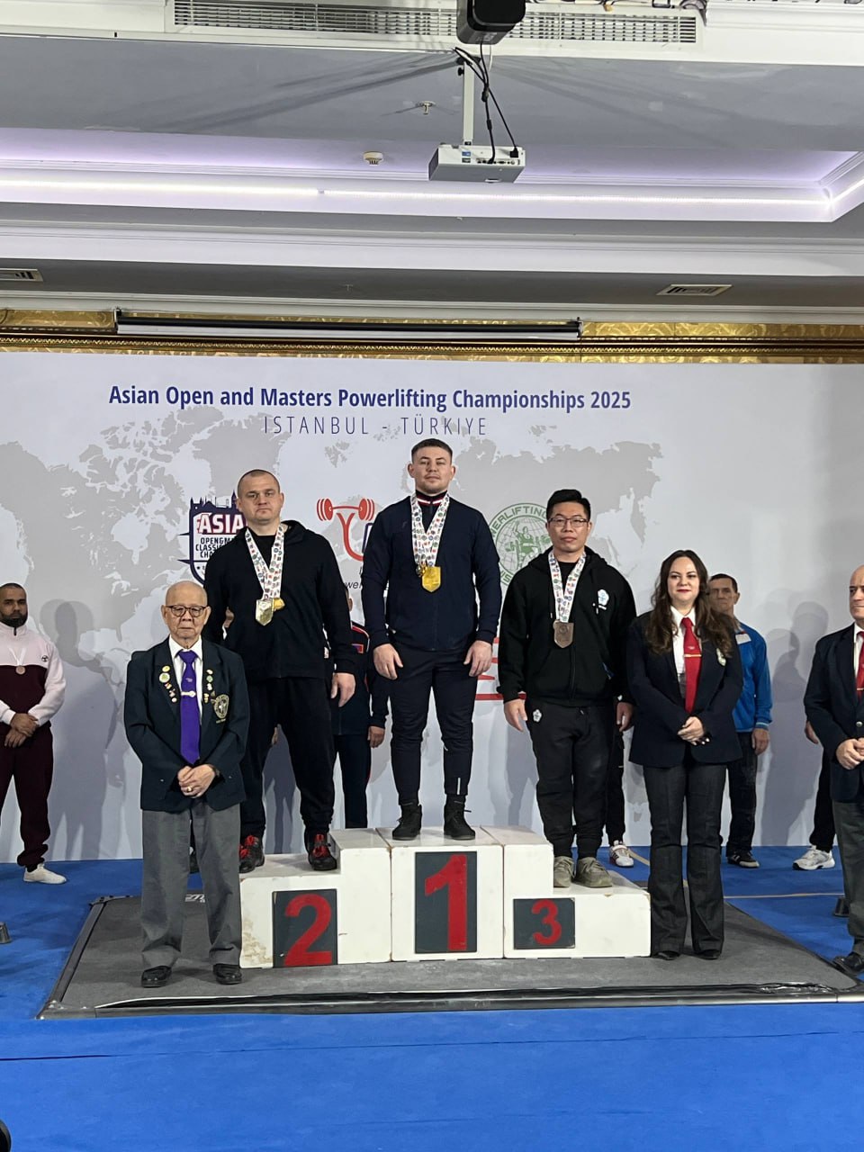 Владислав Шайбеков стал победителем чемпионата Азии по пауэрлифтингу в троеборье