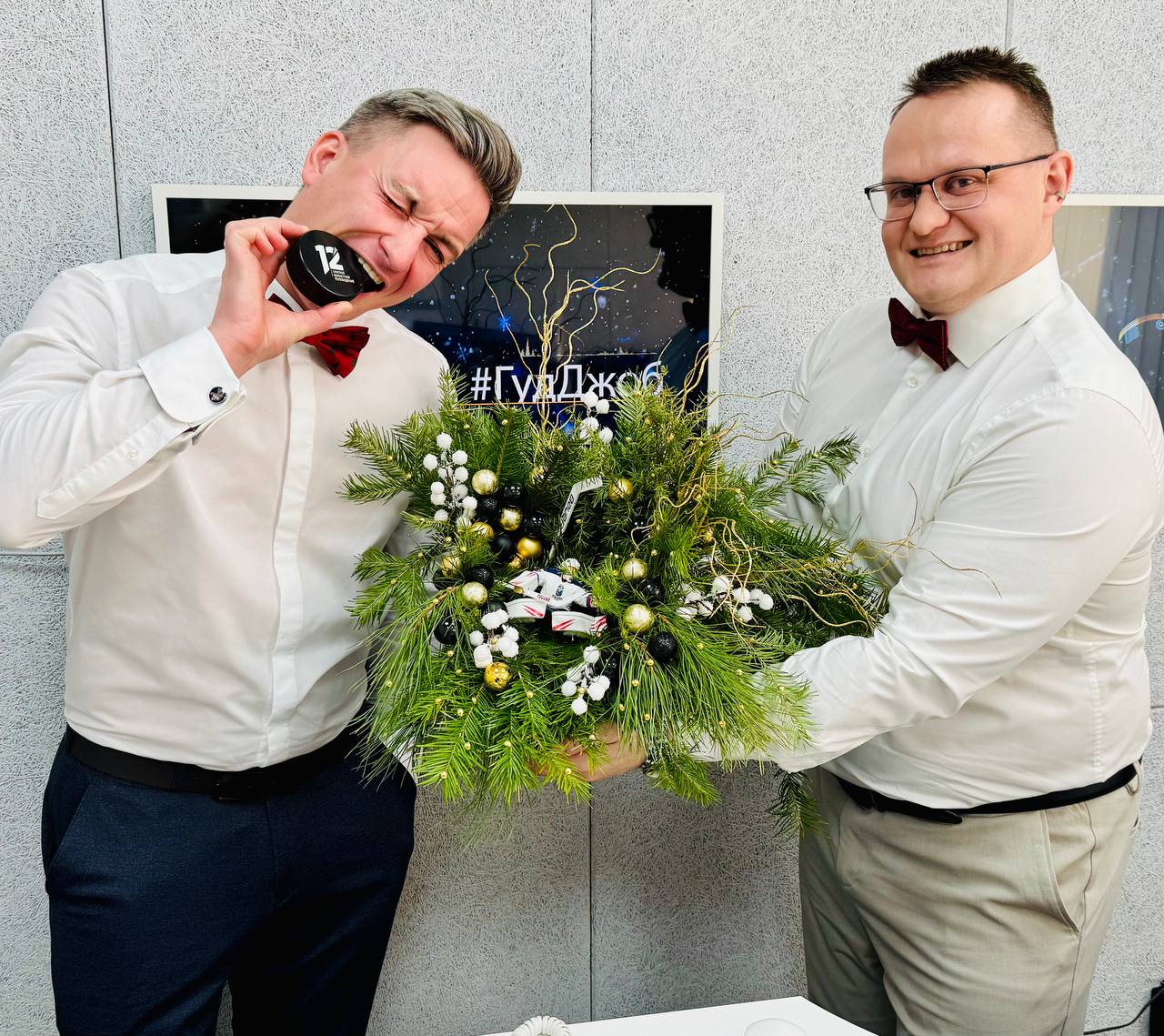 На 12 канале уже царит новогодняя атмосфера На 12 канале уже царит новогодняя атмосфера