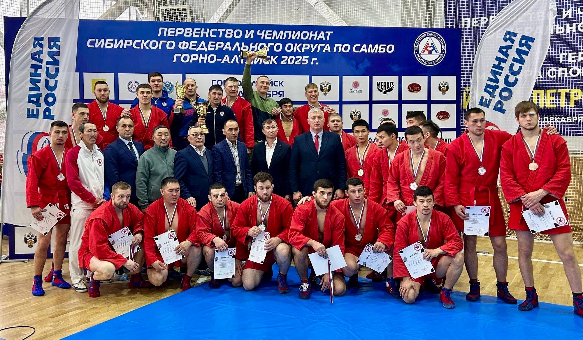 Омские спортсмены показали отличные результаты Омские спортсмены показали отличные результаты