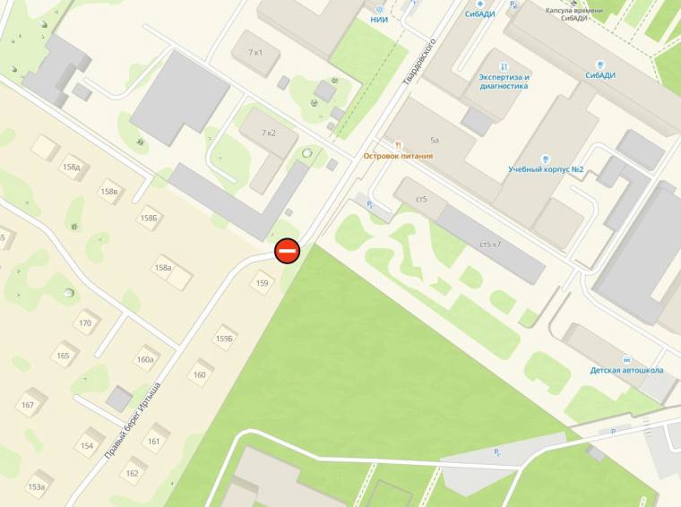 В Омске закрыт для проезда участок улицы Твардовского