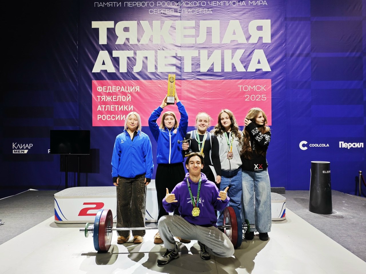 Омские тяжелоатлеты завоевали 18 медалей на Кубке Сибири в Томске