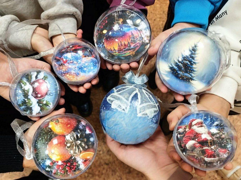 Активисты «Комитета семей воинов Отечества» посетили комплексный центр «Рябинушка» Активисты «Комитета семей воинов Отечества» посетили комплексный центр «Рябинушка»