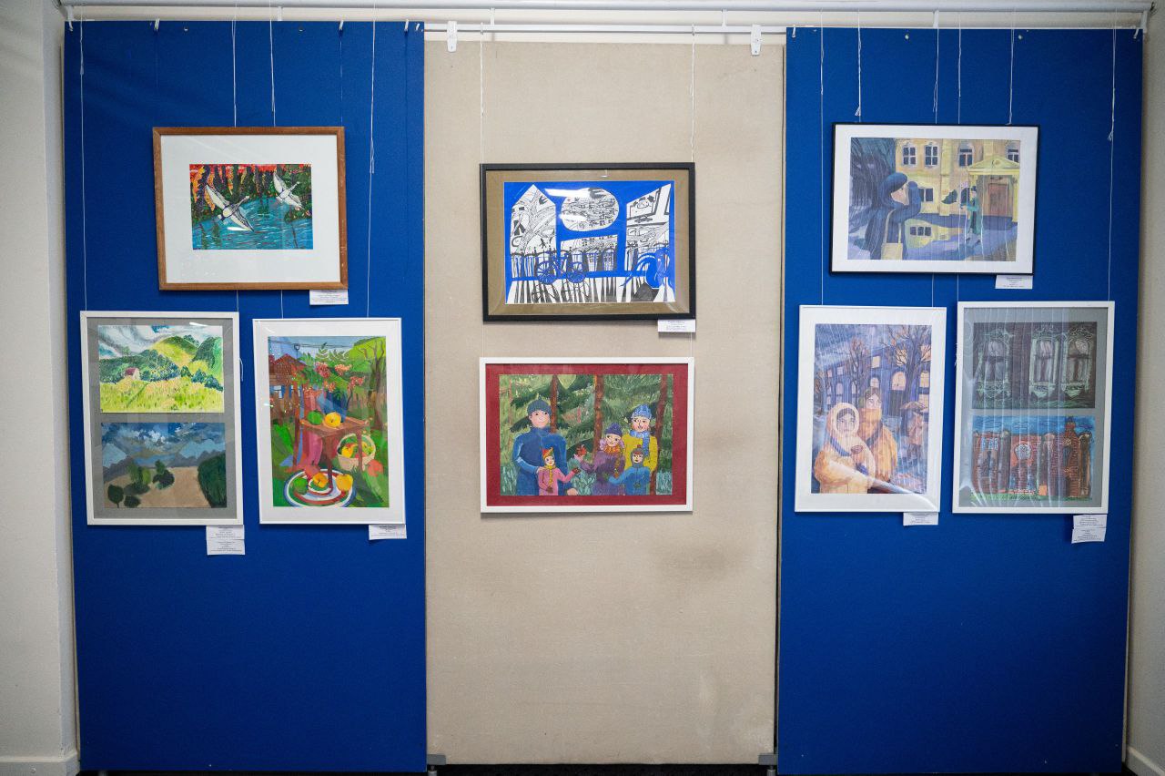 Выставка «Родные мотивы» открылась в Культурной столице Выставка «Родные мотивы» открылась в Культурной столице