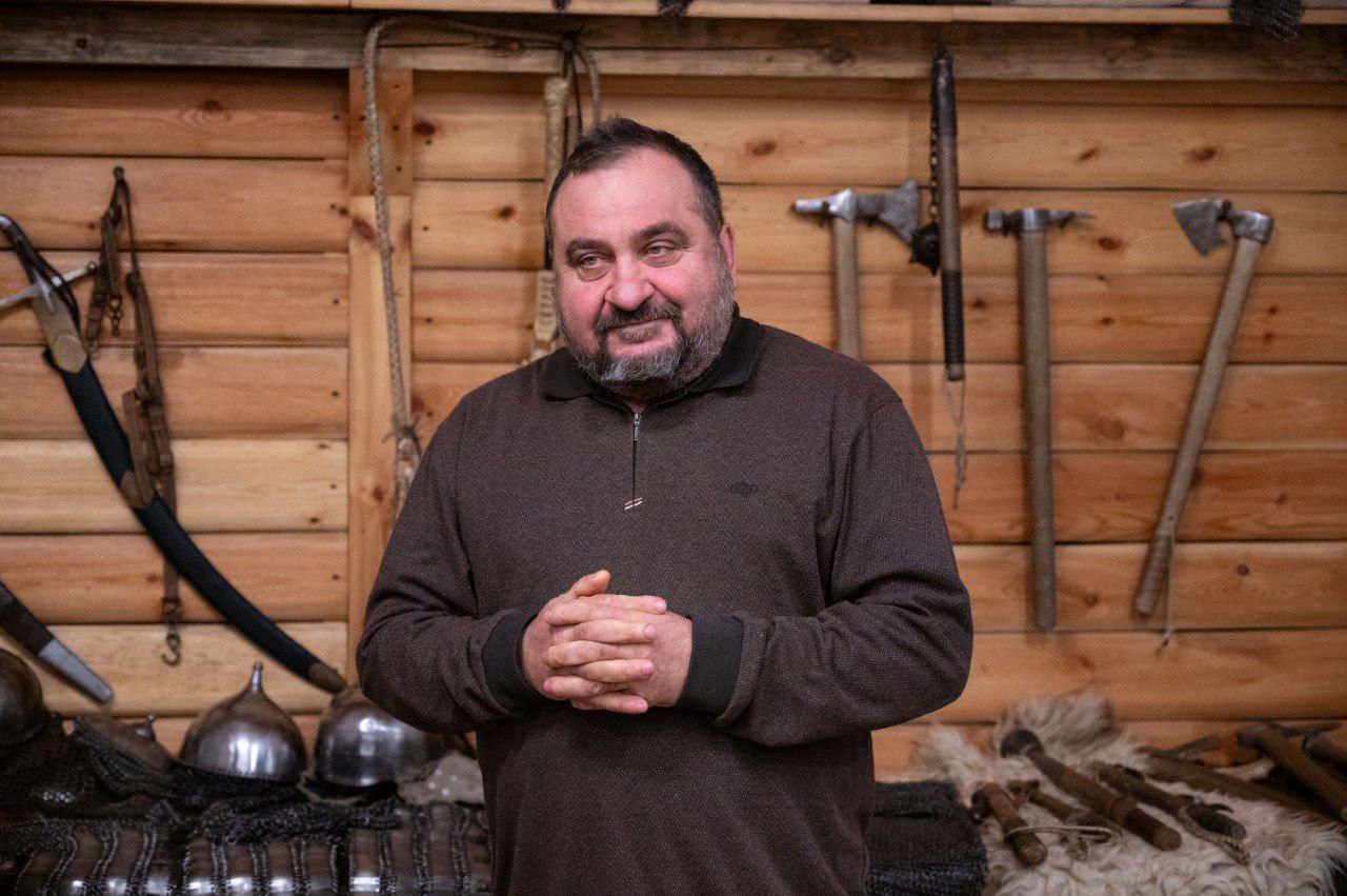 Вместе с коллегами провёл для гостей из столицы России экскурсию "Омск и династия Романовых: от первого до последнего" Вместе с коллегами провёл для гостей из столицы России экскурсию "Омск и династия Романовых: от первого до последнего"