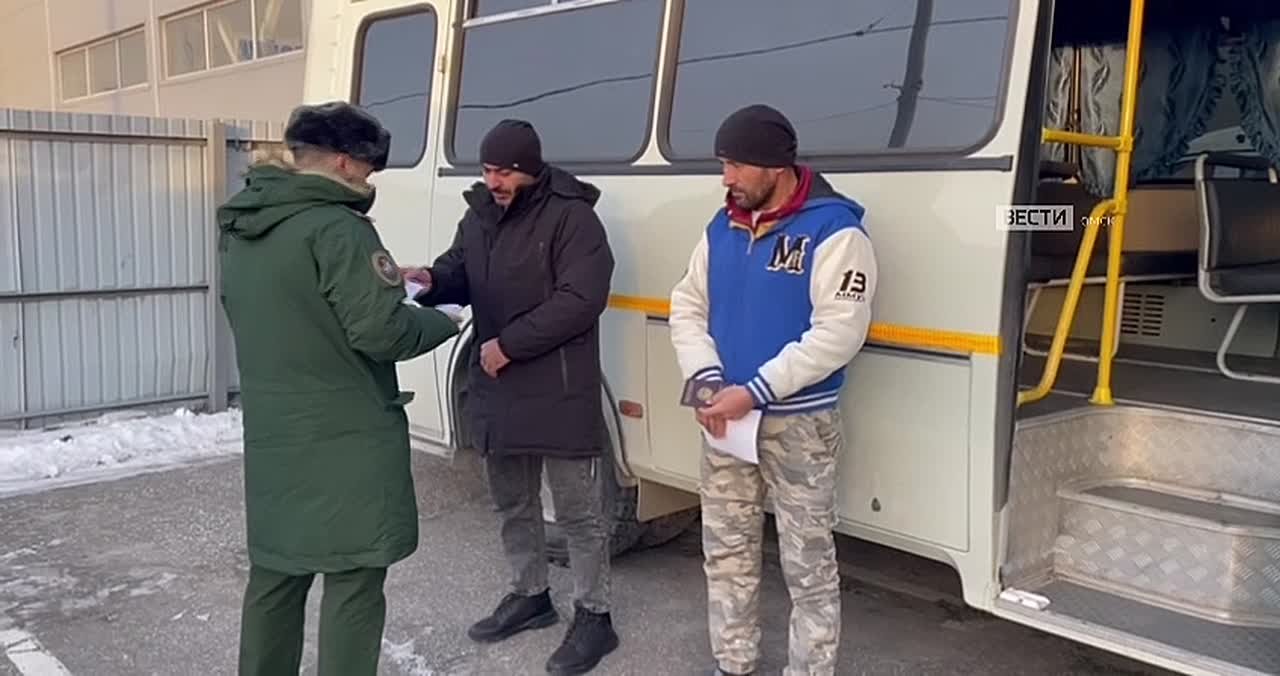 В Омске продолжаются большие рейды по нелегальным мигрантам