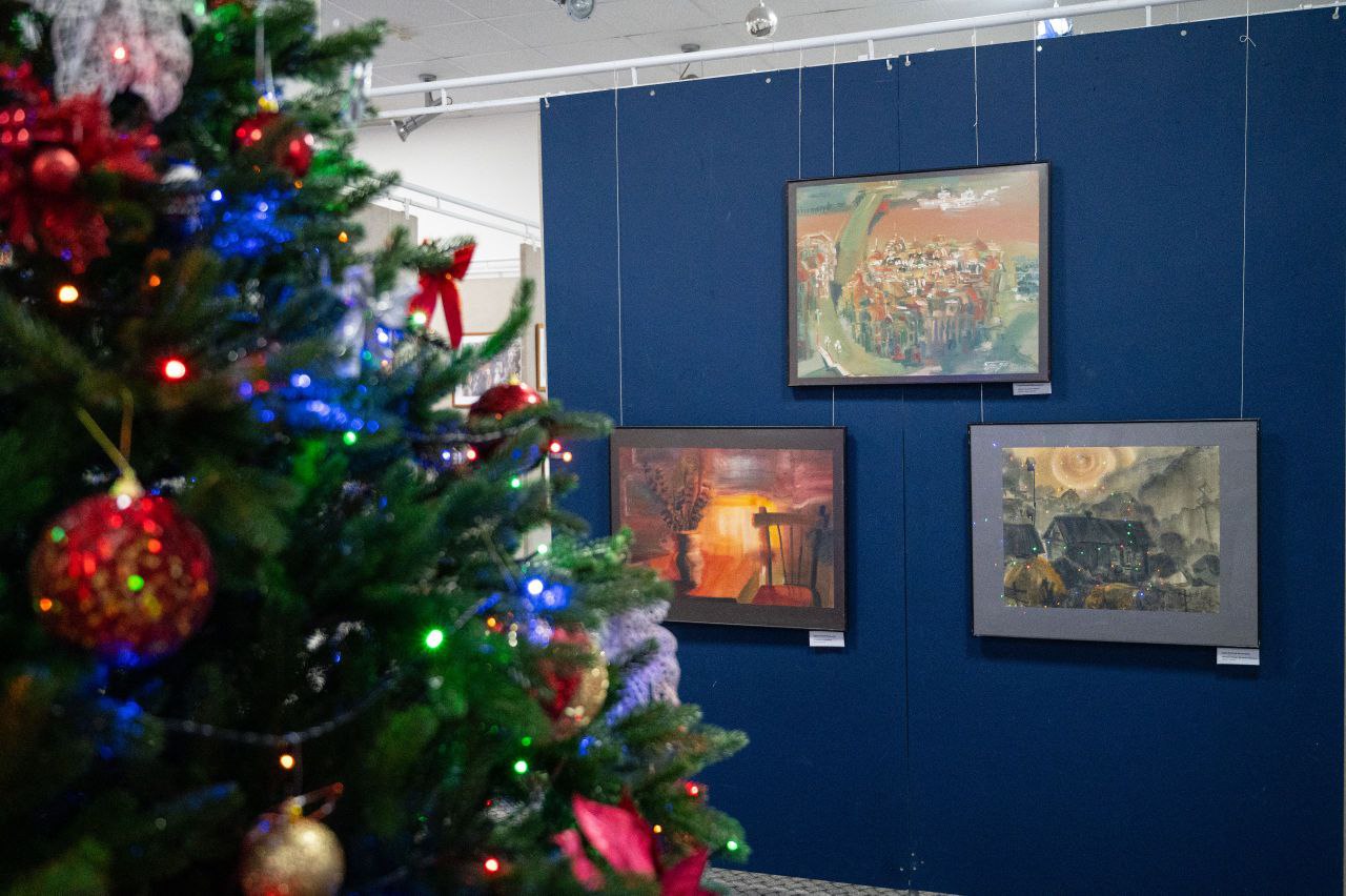 Выставка «Родные мотивы» открылась в Культурной столице Выставка «Родные мотивы» открылась в Культурной столице