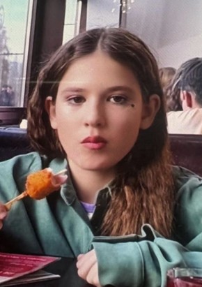 В Омске ищут 13-летнюю девочку, которая ушла на тренировку в 30-градусный мороз и не вернулась, сообщили в региональной полиции