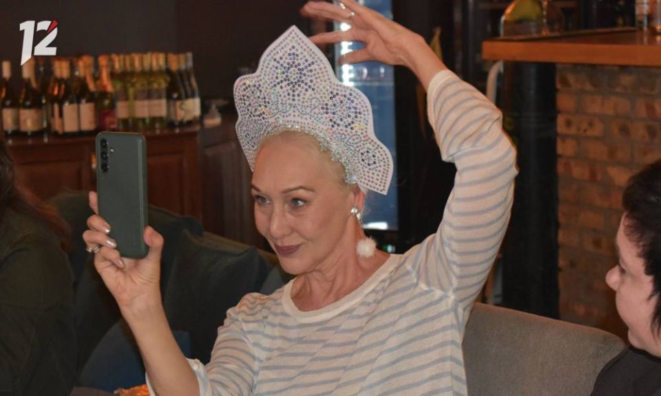 «Взрослым тоже хочется чуда»: в Омске готовят спектакль «Ёлки-метёлки, или Последняя любовь Деда Мороза» (16+)