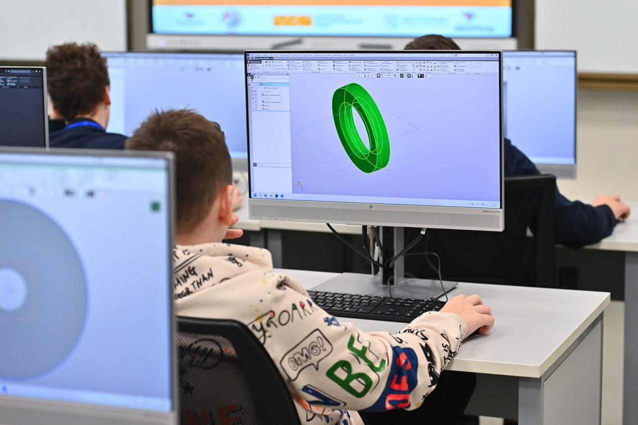 Технологический лицей «Авангард» стал оператором сети школьных конструкторских бюро в Омской области Технологический лицей «Авангард» стал оператором сети школьных конструкторских бюро в Омской области