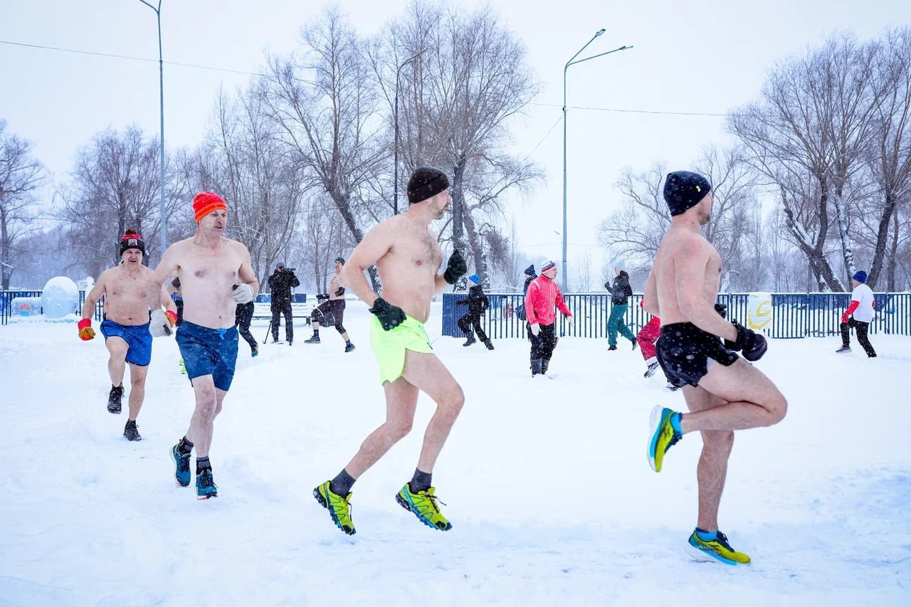 Омск присоединился к всероссийской акции «Закаленная Россия — сильная страна» Омск присоединился к всероссийской акции «Закаленная Россия — сильная страна»