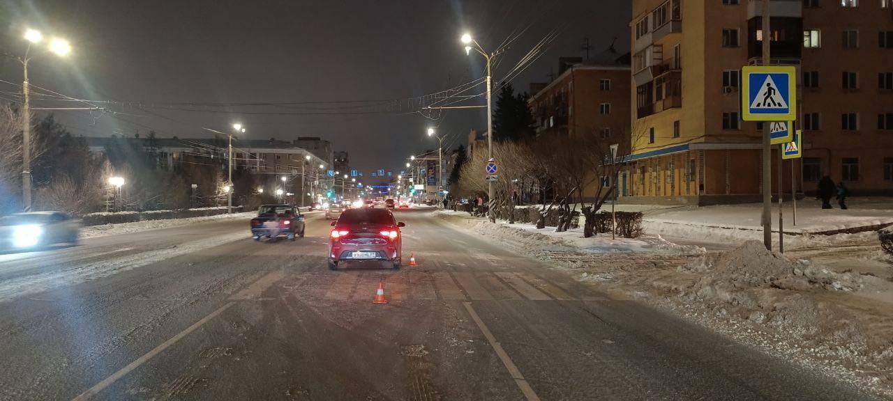 Произошло ДТП в центре Омска – пострадали двое Произошло ДТП в центре Омска – пострадали двое