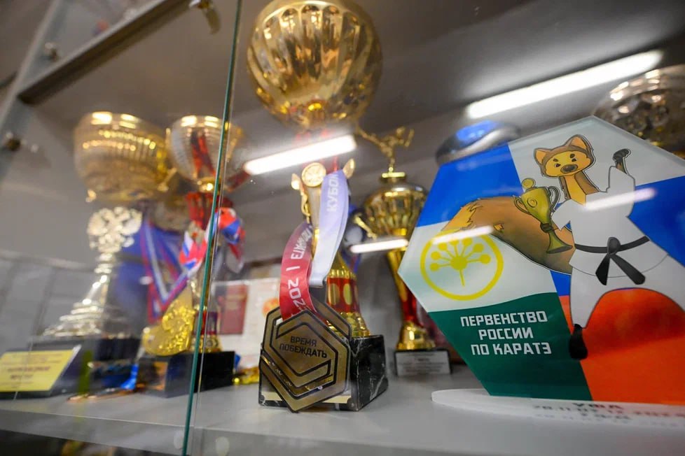 При поддержке АО «Транснефть — Западная Сибирь» в спортивной школе № 28 отремонтировали спортивный зал При поддержке АО «Транснефть — Западная Сибирь» в спортивной школе № 28 отремонтировали спортивный зал