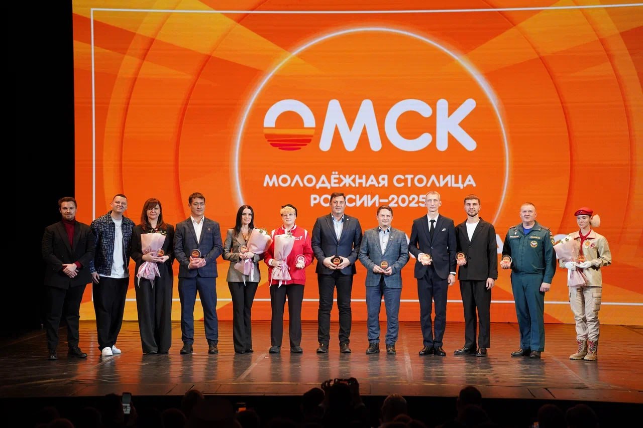 Шарик с пожеланиями солиста группы «5 УТРА» украсит елку на Зимнем Любинском Шарик с пожеланиями солиста группы «5 УТРА» украсит елку на Зимнем Любинском