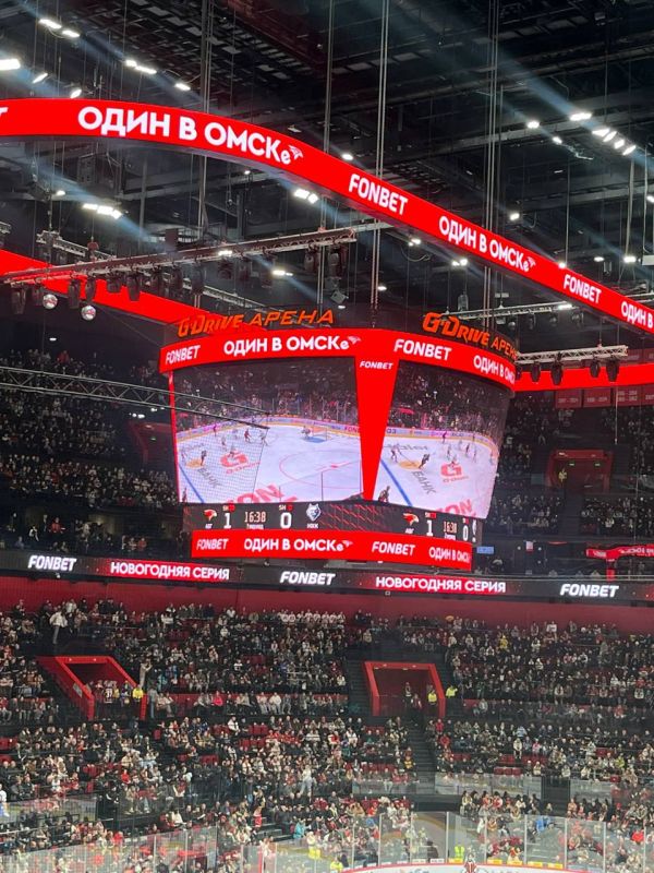 Ястребы открыли счет !. Удалось это только во втором периоде