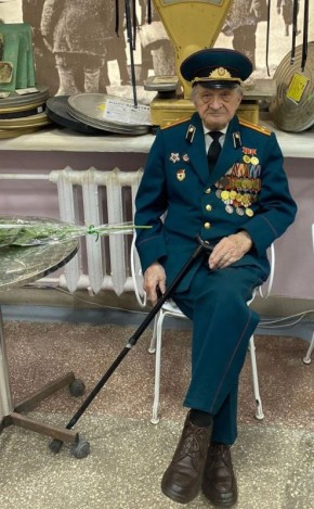 �������� ������� ������������� ����� ������� ���������� ������� ������� 100-������ ������