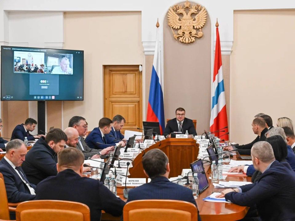 В Омской области прошло последнее в этом году заседание «Парламентского клуба»