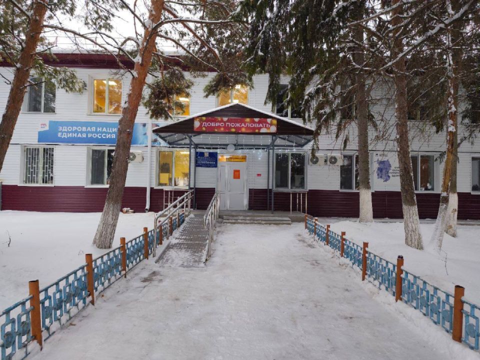 В Большеуковской центральной районной больнице завершили капитальный ремонт поликлиники