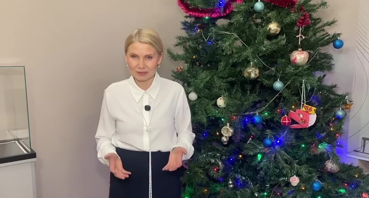 С наступающим Новым годом!