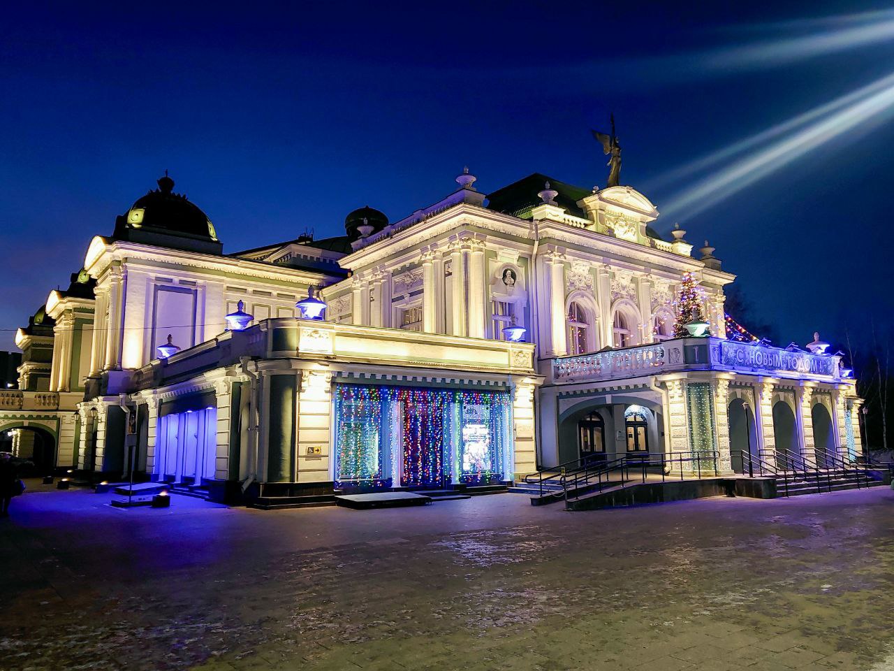 Омск к зимней сказке готов! Омск к зимней сказке готов!