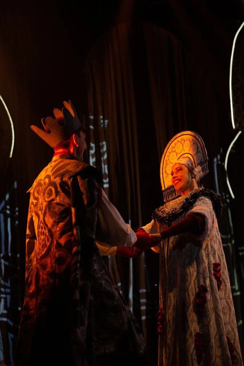 В Культурной столице продолжается новогодняя кампания — омичей и гостей города готовы принять и рассказать все самое интересное музеи, галереи и театры В Культурной столице продолжается новогодняя кампания — омичей и гостей города готовы принять и рассказать все самое интересное музеи, галереи и театры