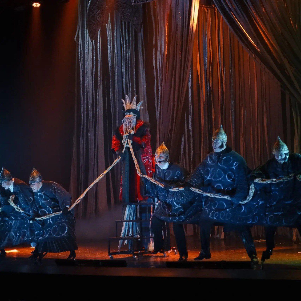 В Культурной столице продолжается новогодняя кампания — омичей и гостей города готовы принять и рассказать все самое интересное музеи, галереи и театры В Культурной столице продолжается новогодняя кампания — омичей и гостей города готовы принять и рассказать все самое интересное музеи, галереи и театры