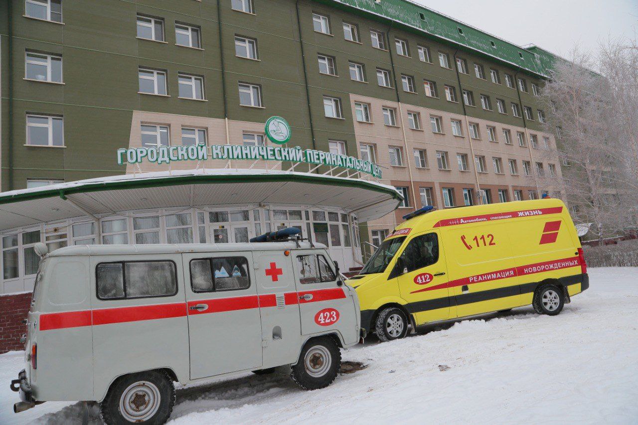 Сергей Шелест: По доброй многолетней традиции поздравил малыша, который первым появился в новом году на свет в Омске, и его маму Сергей Шелест: По доброй многолетней традиции поздравил малыша, который первым появился в новом году на свет в Омске, и его маму