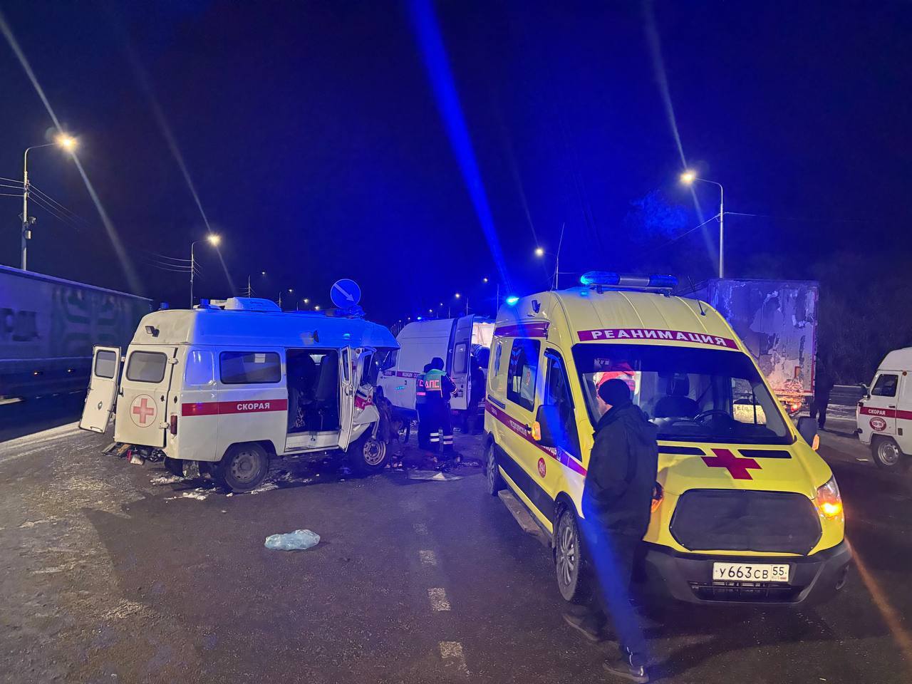 СК проверяет ДТП с участием скорой помощи на трассе Тюмень—Омск СК проверяет ДТП с участием скорой помощи на трассе Тюмень—Омск