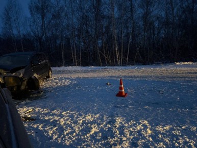 Автомобили столкнулись на трассе Омск–Красноярка – пять человек пострадали