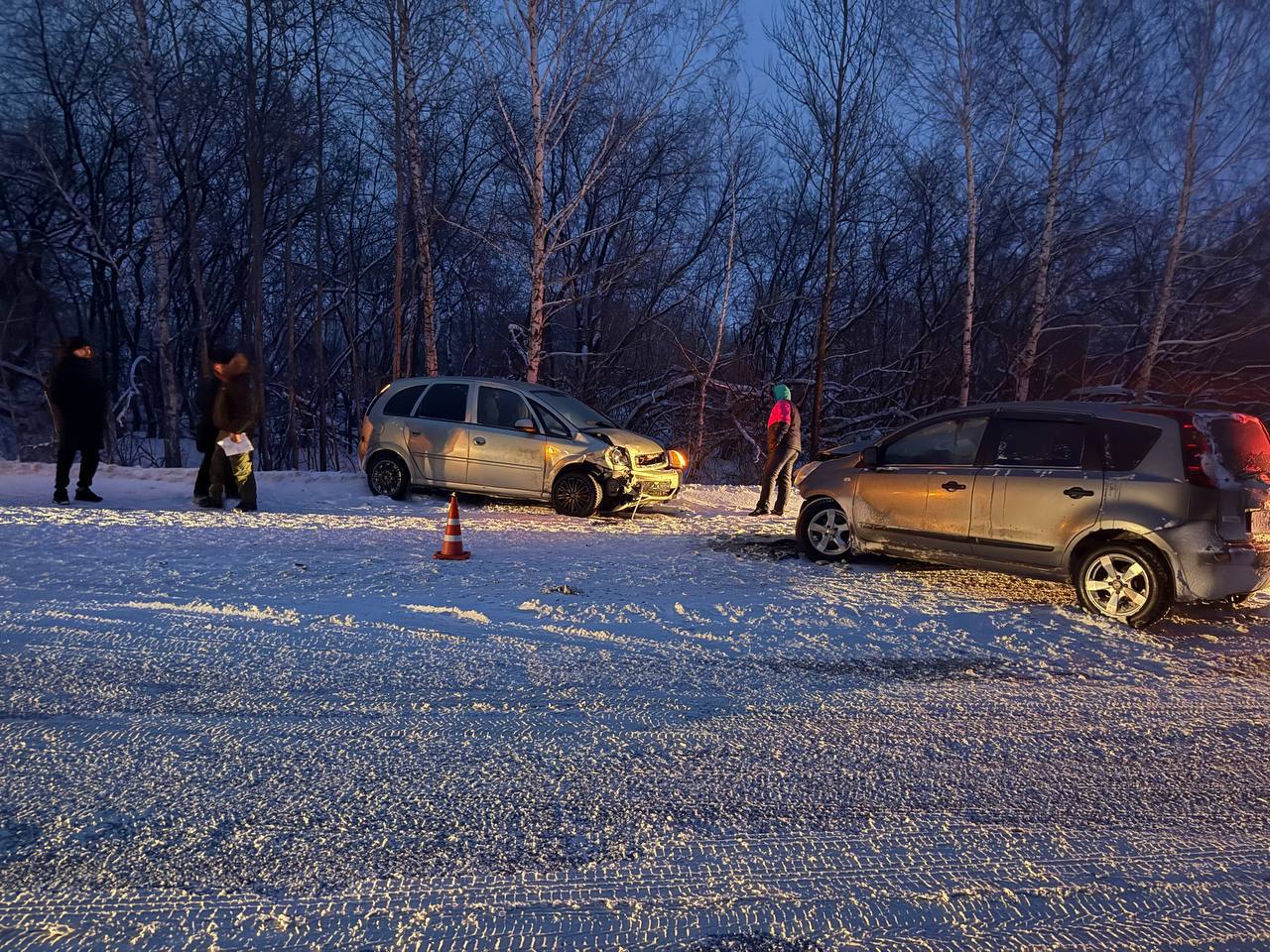 Автомобили столкнулись на трассе Омск–Красноярка – пять человек пострадали Автомобили столкнулись на трассе Омск–Красноярка – пять человек пострадали