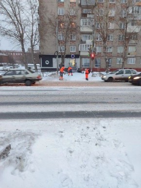 Уборка снега будет продолжаться до конца этого дня и ночью