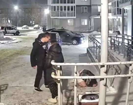 Сотрудники полиции проводят проверку по факту конфликта с применением газового баллончика