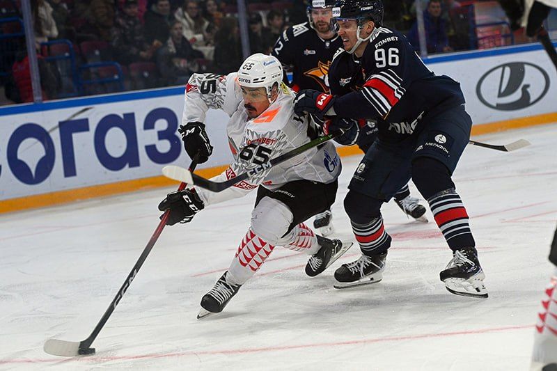 � ������������� ������� ���� ��������� � ����������