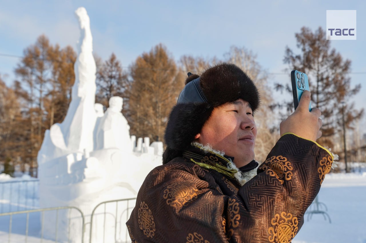 В Новосибирске подвели итоги XXVI Сибирского конкурса-фестиваля снежной скульптуры на приз мэра города, сообщил корр В Новосибирске подвели итоги XXVI Сибирского конкурса-фестиваля снежной скульптуры на приз мэра города, сообщил корр