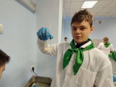 В 2025 году участниками профильных смен центра «Сириус 55» стали около трех тысяч школьников