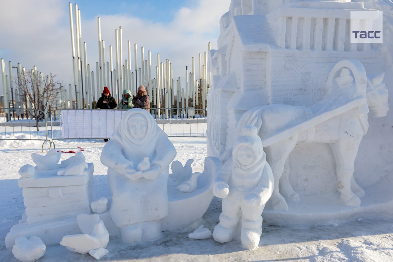 В Новосибирске подвели итоги XXVI Сибирского конкурса-фестиваля снежной скульптуры на приз мэра города, сообщил корр В Новосибирске подвели итоги XXVI Сибирского конкурса-фестиваля снежной скульптуры на приз мэра города, сообщил корр