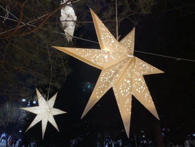 Музыка нас связала!. Сегодня вечером на Зимнем Любинском омичей вновь ждала праздничная музыкальная программа! Встречали гостей солисты Омской филармонии