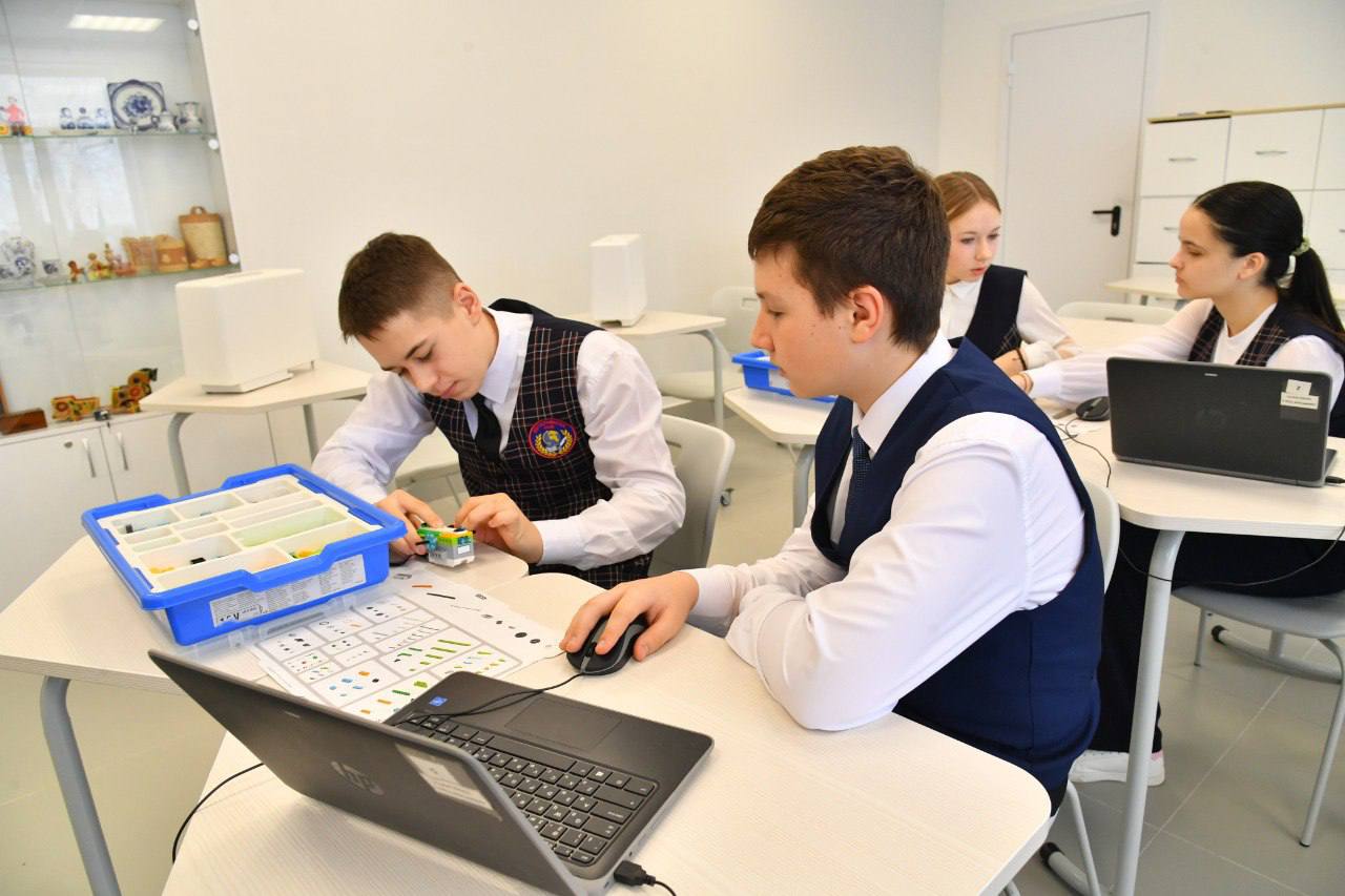 Виталий Хоценко: Создаем в Омске вторую «Школу креативных индустрий»