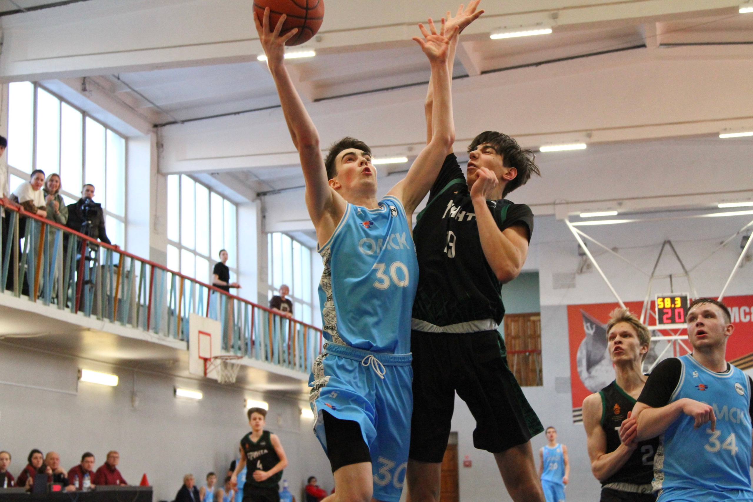 В спортивной школе имени заслуженного тренера России В.Н. Промина завершился полуфинал Первенства России по баскетболу среди юниоров до 17 лет (2010 г.р. и моложе) В спортивной школе имени заслуженного тренера России В.Н. Промина завершился полуфинал Первенства России по баскетболу среди юниоров до 17 лет (2010 г.р. и моложе)