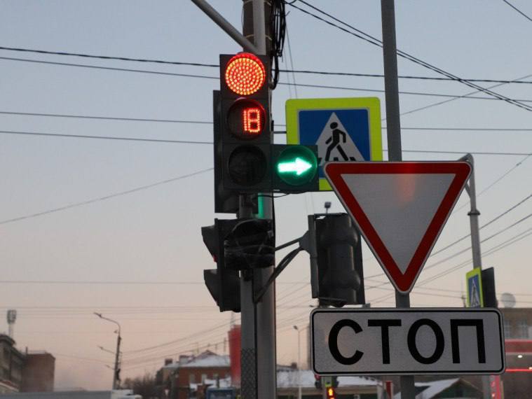На перекрёстке Менделеева – Заозёрная изменили схему движения