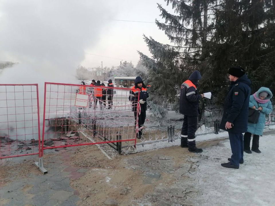 Прокуратура Ленинского округа г. Омска организовала проверку соблюдения законодательства при предоставлении коммунальных услуг в деятельности АО "Омск РТС" по факту отсутствия теплоснабжения в ряде объектов на ул. А....
