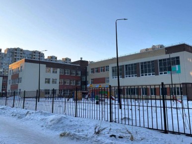 Школа в «Серебряном Береге» готова – осталось оформить документы