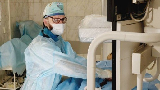 Омич едва не лишился ноги, месяцами терпя боль