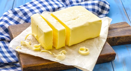 Сливочное масло: как выбрать качественный продукт и избежать подделок