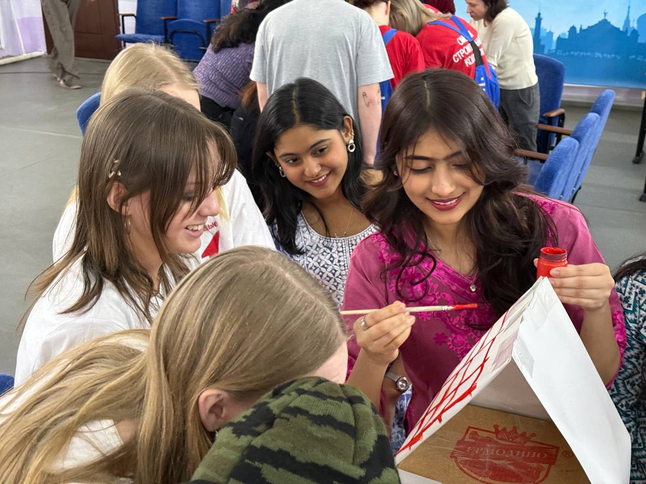 В преддверии Дня студента и в Год единства народов в строительном колледже состоялся праздник дружбы, творчества и единения В преддверии Дня студента и в Год единства народов в строительном колледже состоялся праздник дружбы, творчества и единения