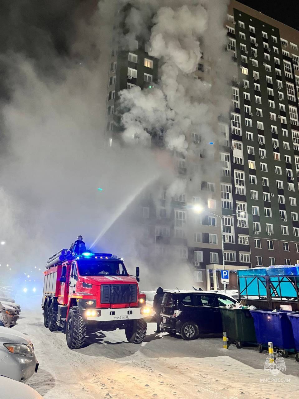 #пожарызасутки. 25 января в 07:14 В Омске на Взлётной горела квартира на 7 этаже 19-этажного дома #пожарызасутки. 25 января в 07:14 В Омске на Взлётной горела квартира на 7 этаже 19-этажного дома